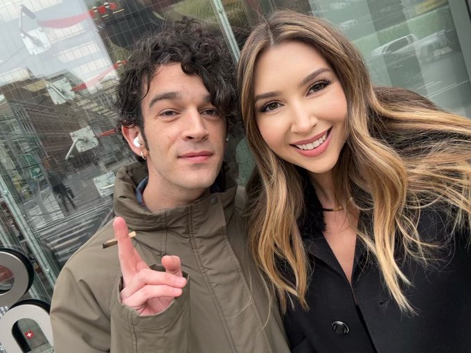 Okay your manifesting from the other night may have worked a little bit&mdash; I just met Matty Healy on the
