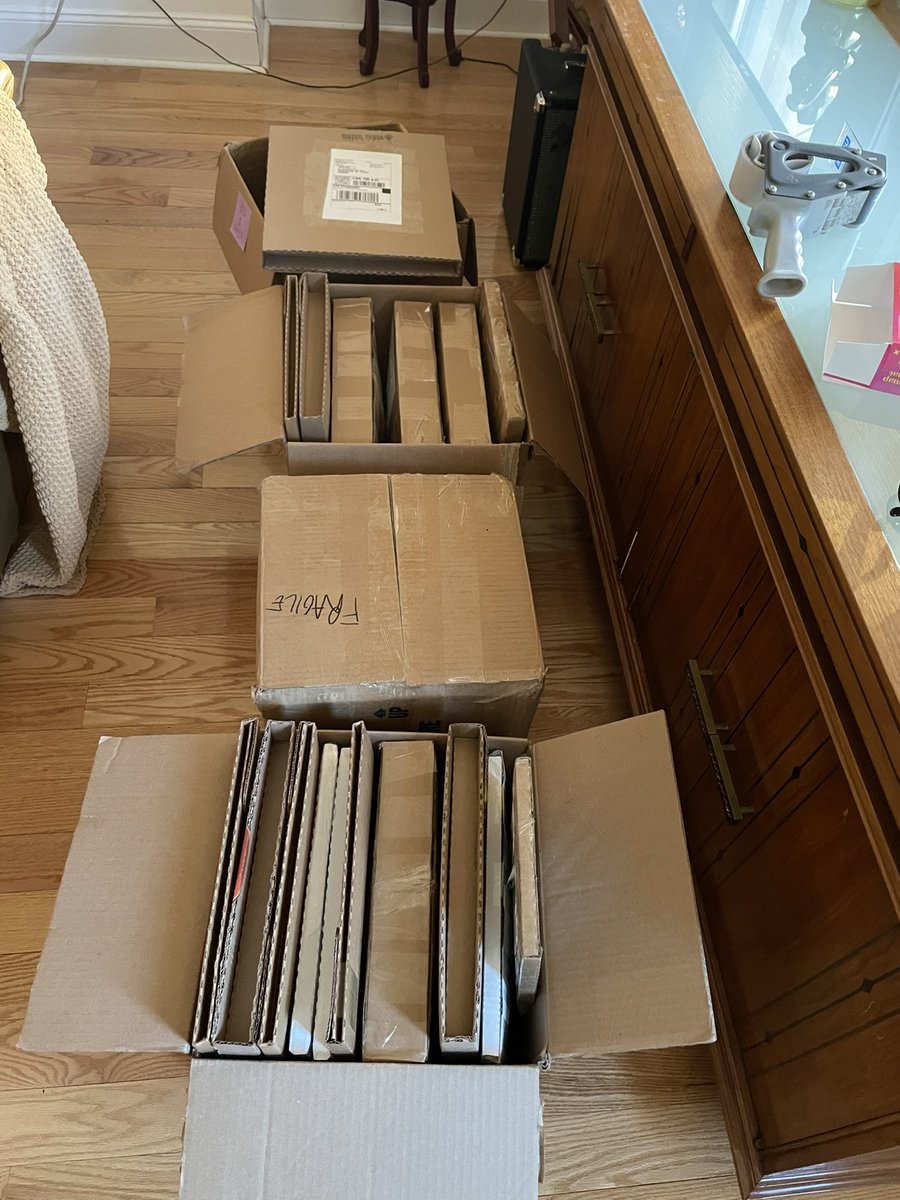 BrutalPanda's tweet photo. Bunch of orders going out all week! If you happen to find a kitten named Magic in your order, let us know (j/k of course).
Apologies in advance for any cat fur in your order.
#brutalpanda #recordlabelcats #kittyhelper https://t.co/Zf2IvuUOCJ