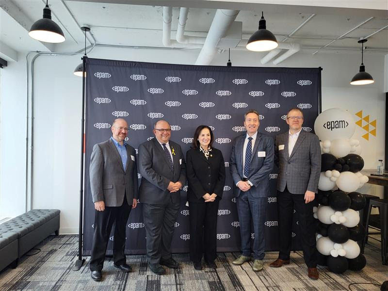 Pleased indeed to welcome <a href="/EPAMSystems/">EPAM Systems</a> to #WaterlooReg joined by <a href="/investontario/">Invest Ontario</a> <a href="/invest_canada/">Invest in Canada</a> <a href="/berryonline/">Berry Vrbanovic</a> <a href="/Effie_ONB/">Effie Triantafilopoulos</a> celebrating their first #Canadian office. A #tech powerhouse with an impressive reach and impactful #CSR program relocating global talent to downtown #Kitchener.
