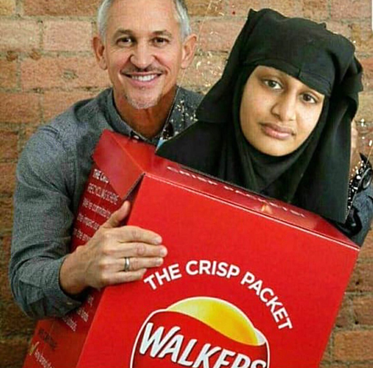 Chops_Wallage's tweet image. I hope that @GaryLineker is happy with his latest delivery.  #Jobknockey #cupidstunt #hasbeen