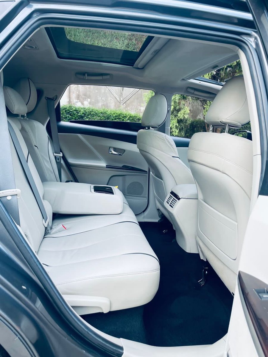 Samuel06200021's tweet photo. A good look at a neatly used 2012 Toyota venza v6 engine pano roof available price @ 6.6m
Following everyone who retweets
Please help me get this to bigger audience by retweeting 🙏
Mr. Peter Obi Obey Court Order Kuda Opay Maria Nana #flutterwavescam #OCCUPYINEC Buhari https://t.co/SI5BGQNURK