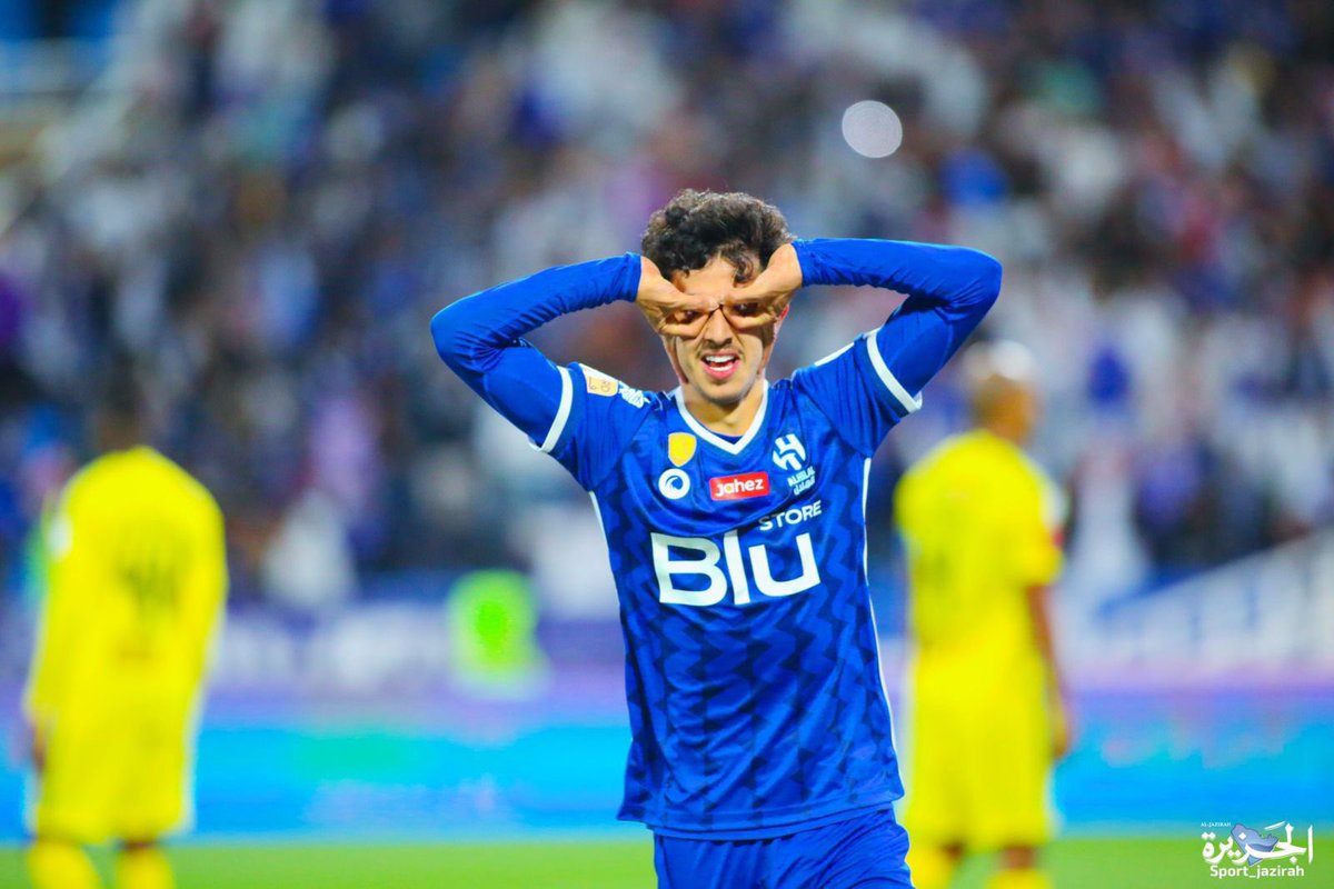 mohamed_alqah10's tweet image. ألف مبروك جمهورنا تستاهلون والجاي افضل يارب 💙💙😍🙏🏻
@Alhilal_FC