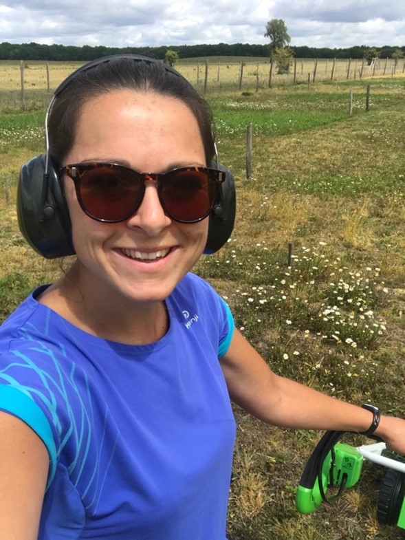 Ecological Society of Australia (@ecolsocaus) on Twitter photo This #InternationalDayOfWomenAndGirlsInScience, we celebrate all women making a difference for our natural world.
<a href="/Sydney_Uni/">University of Sydney</a> PhD candidate <a href="/Renske_Jongen/">Renske Jongen</a> is researching the role of microbes in the health and growth of seagrasses...
ecolsoc.org.au/blog/its-okay-… This #InternationalDayOfWomenAndGirlsInScience, we celebrate all women making a difference for our natural world.
<a href="/Sydney_Uni/">University of Sydney</a> PhD candidate <a href="/Renske_Jongen/">Renske Jongen</a> is researching the role of microbes in the health and growth of seagrasses...
ecolsoc.org.au/blog/its-okay-…