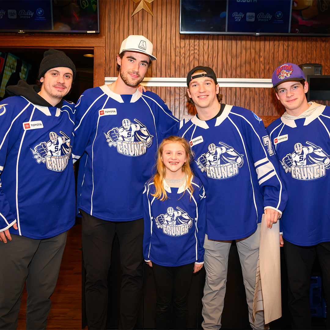 TullysGoodTimes's tweet photo. Exciting competition last night at Erie Boulevard for the Bubble Hockey Tournament with @SyracuseCrunch ππ₯
π«§
.
.
.
.
#bubblehockey #hockeytournament #arcade #syracusecrunch #sportsbar #eatlocal #tenders #foodie https://t.co/iEWwLU2Mxq