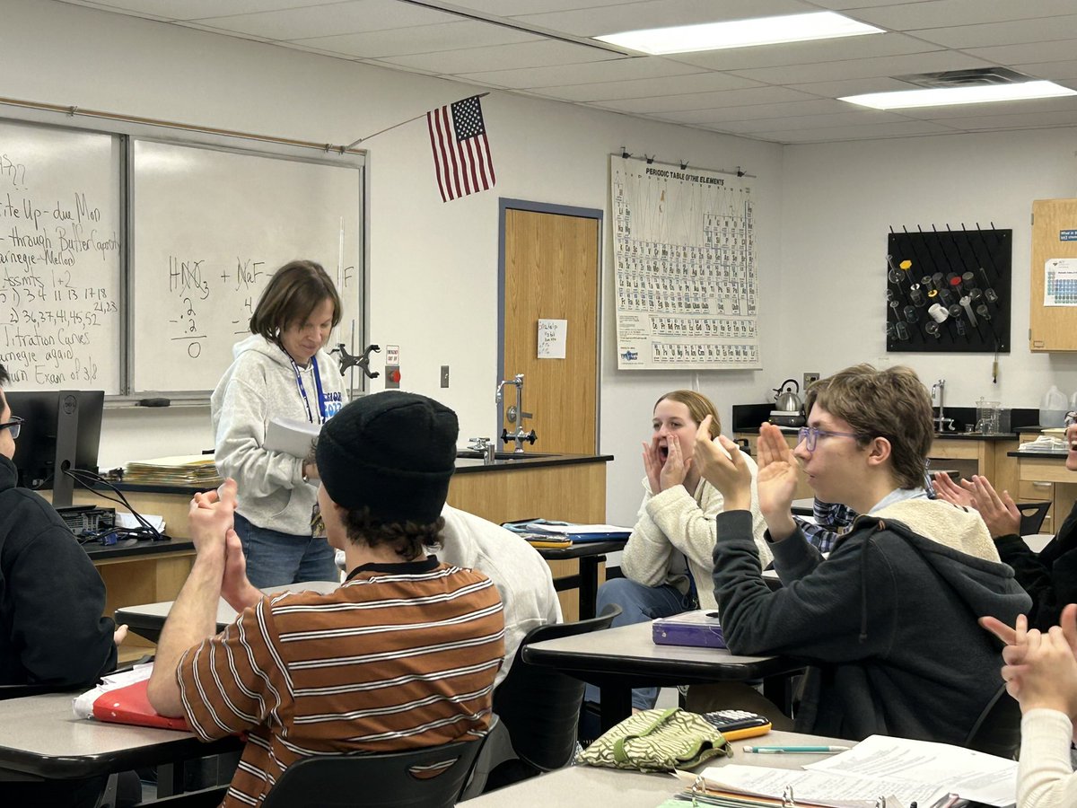 Students cheering each other on in AP Chem 🤩💫💯✨<a href="/JMyersLBHS/">Jeffrey Myers</a> <a href="/LBSchoolsNY/">LongBeachSchools</a> <a href="/Jostroff2/">Janna Ostroff, Ed.D.</a>