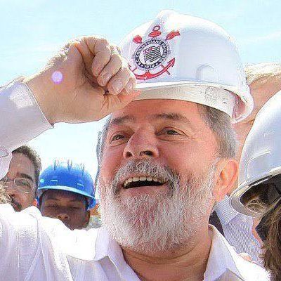 choquei's tweet photo. 🚨AGORA: Presidente Lula lança plataforma para mapear obras que estão paralisadas e dar continuidade. https://t.co/3Zpyaav48J