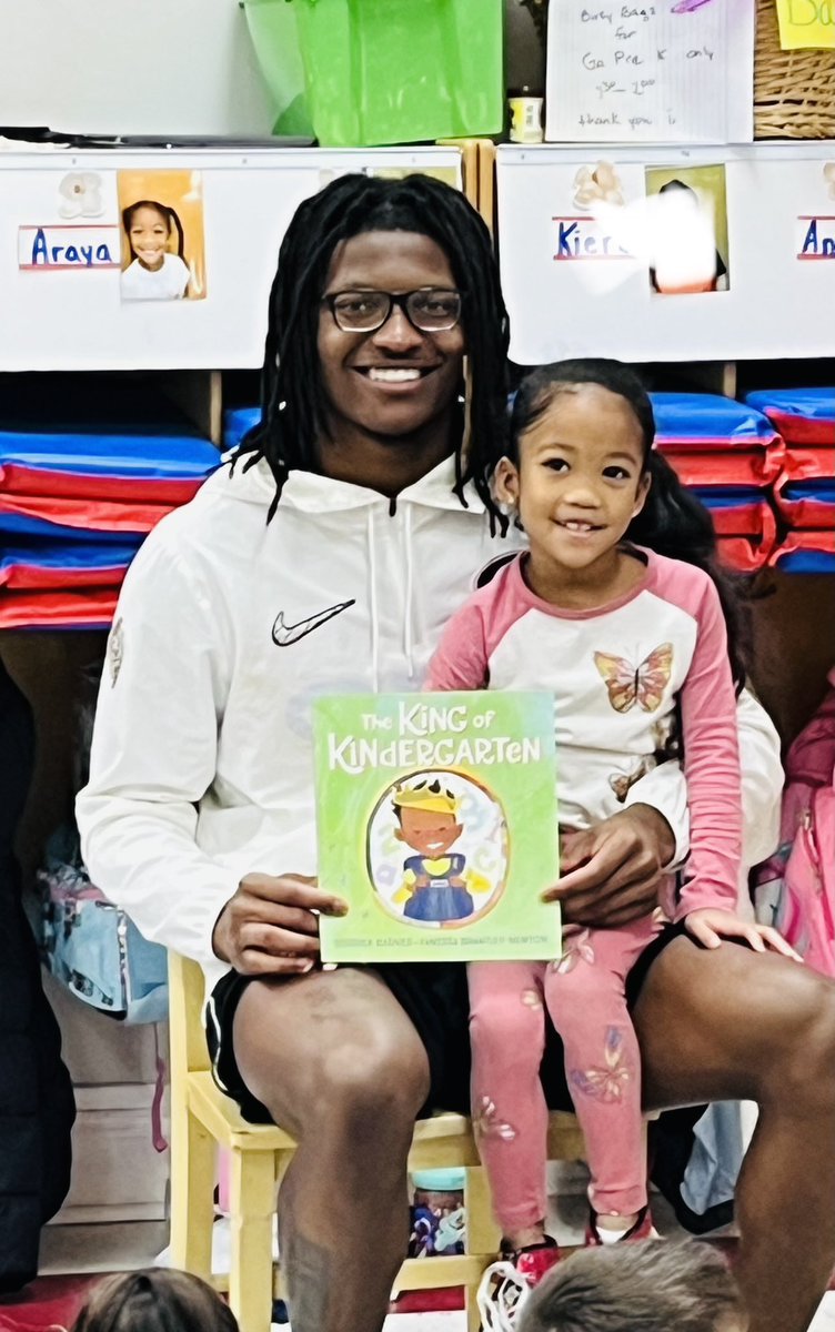 Appreciate <a href="/GoddardSchool/">The Goddard School</a> for allowing me to come and read to my sister 🫶🏽 class