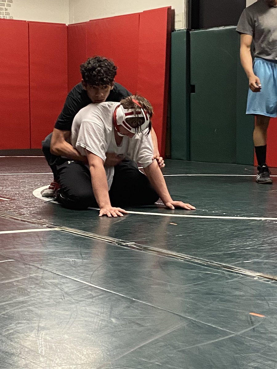 Smoky Hill Wrestling tweet media