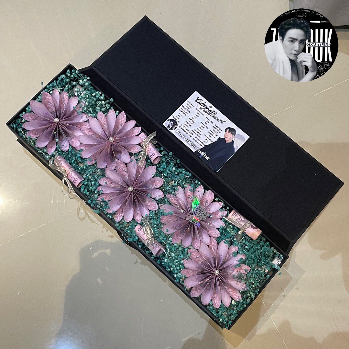 onlyforppn0910's tweet photo. 🌸Money Box For ZeePruk 'Cutie Love Fan Concert'💐

It’s a happy ending for cutie pie story. @zee_pruk 

We look forward to your next role! 💙

#ZeePruk 
#Zunshine
#CutieLoveFanconcert https://t.co/eCdZmxfVSG