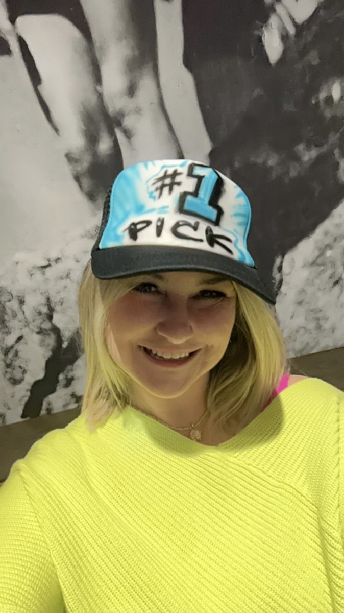 Ashlyn17's tweet photo. #KeepPounding! Let’s go! It’s time to get to work guys, and we’re behind you! #scottfitterer and #davidtepper let’s make magic happen! #itsourtime
@Panthers @roaringriot @PrintPainter https://t.co/Dnns1MZwkF