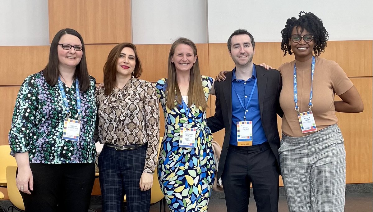 SciPolJournal's tweet image. Over the years, several @SciPolJournal staff members have provided #scipol career advice to many #ECRs and fellows. At this year's #AAASmtg @AdrianaBankston @JMcCall_PhD caught up with NIH SPDG leadership in person. More about the group: training.nih.gov/spdg.