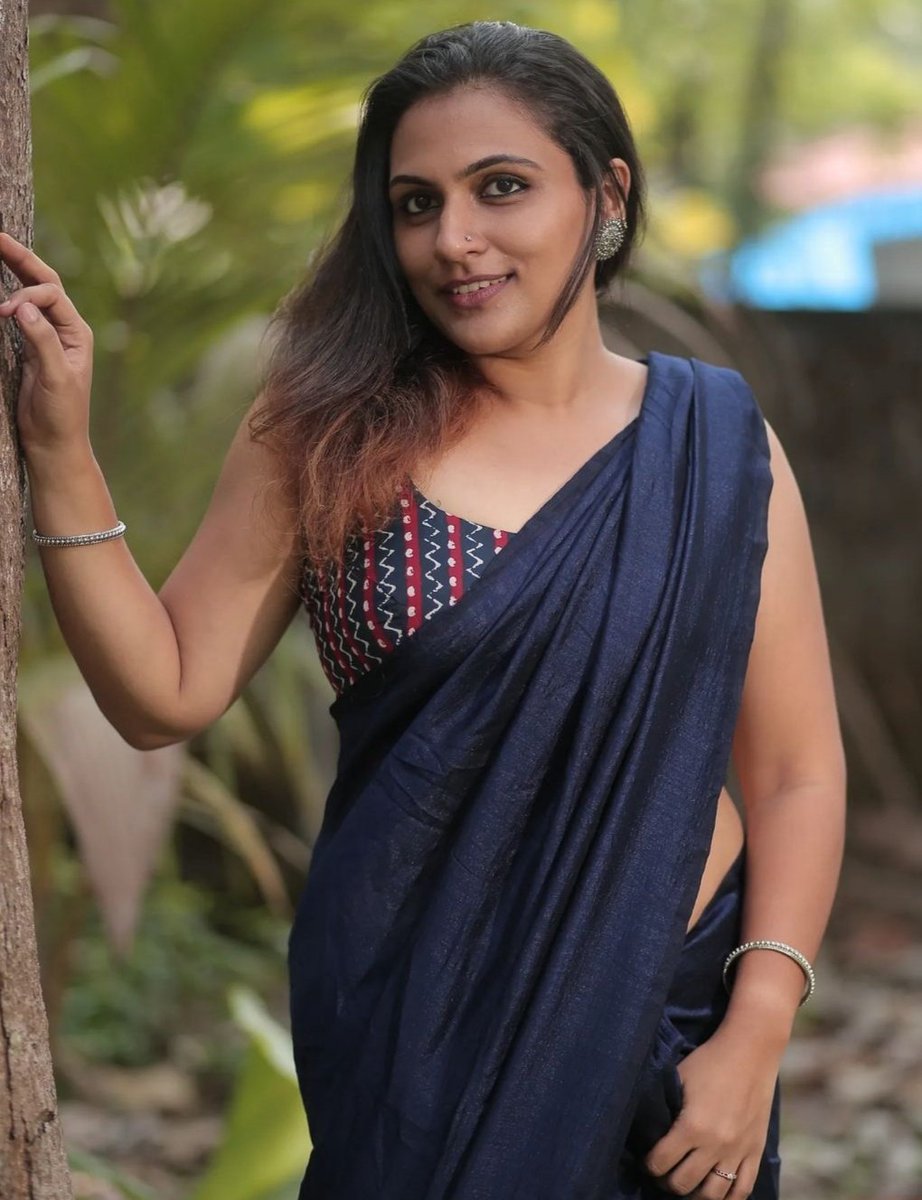 Every smile makes you a day younger. Good Morning Tweeple Folk's!!! <a href="/duskyteacher/">Dusky teacher</a> @Sana_virgo22 <a href="/LustyChristy/">𝗖𝗵𝗿𝗶𝘀𝘁𝘆 (𝗦𝗢𝗢𝗧𝗛𝗔𝗔𝗧𝗜)</a> @Shikha3s4 @Vibha2912 <a href="/KulSujata/">Sujata kul</a> <a href="/hotwifereena/">Mrs.Reena Sinha</a> <a href="/Bhawna_seema/">Bhawna</a>