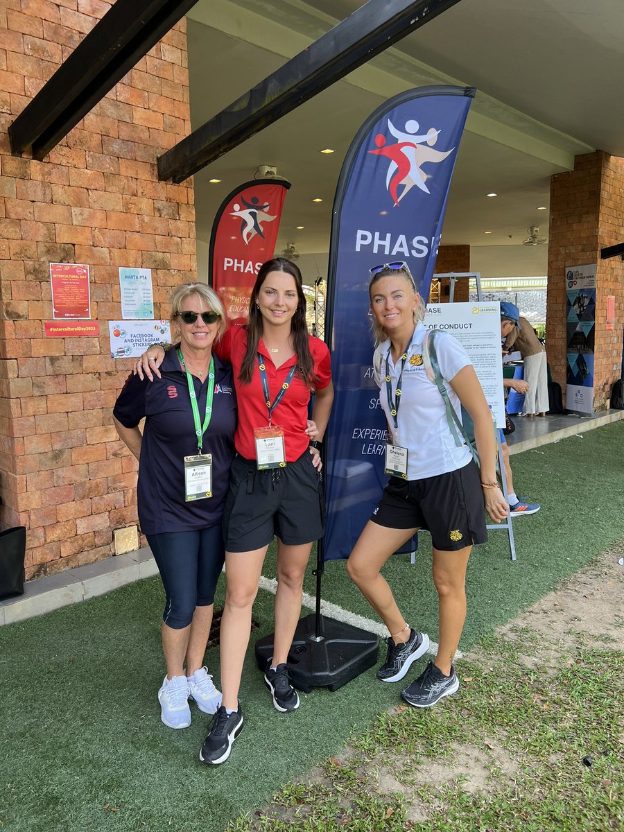 Alanna Deakin tweet media