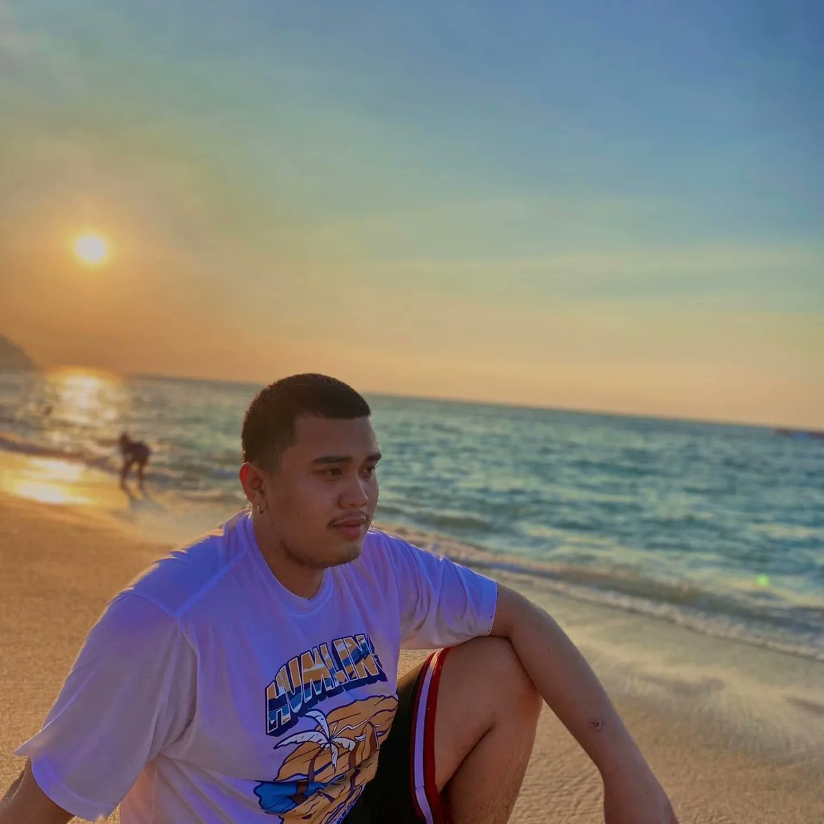 KerwinEusebio2's tweet photo. Pag natutunan mo nang wag isipin ang sasabihin ng iba, dun ka pa lang magiging masaya. 🌊🌴
-Geo Ong
#Humaling #naturetrip #nature https://t.co/2p0zNnqhvN
