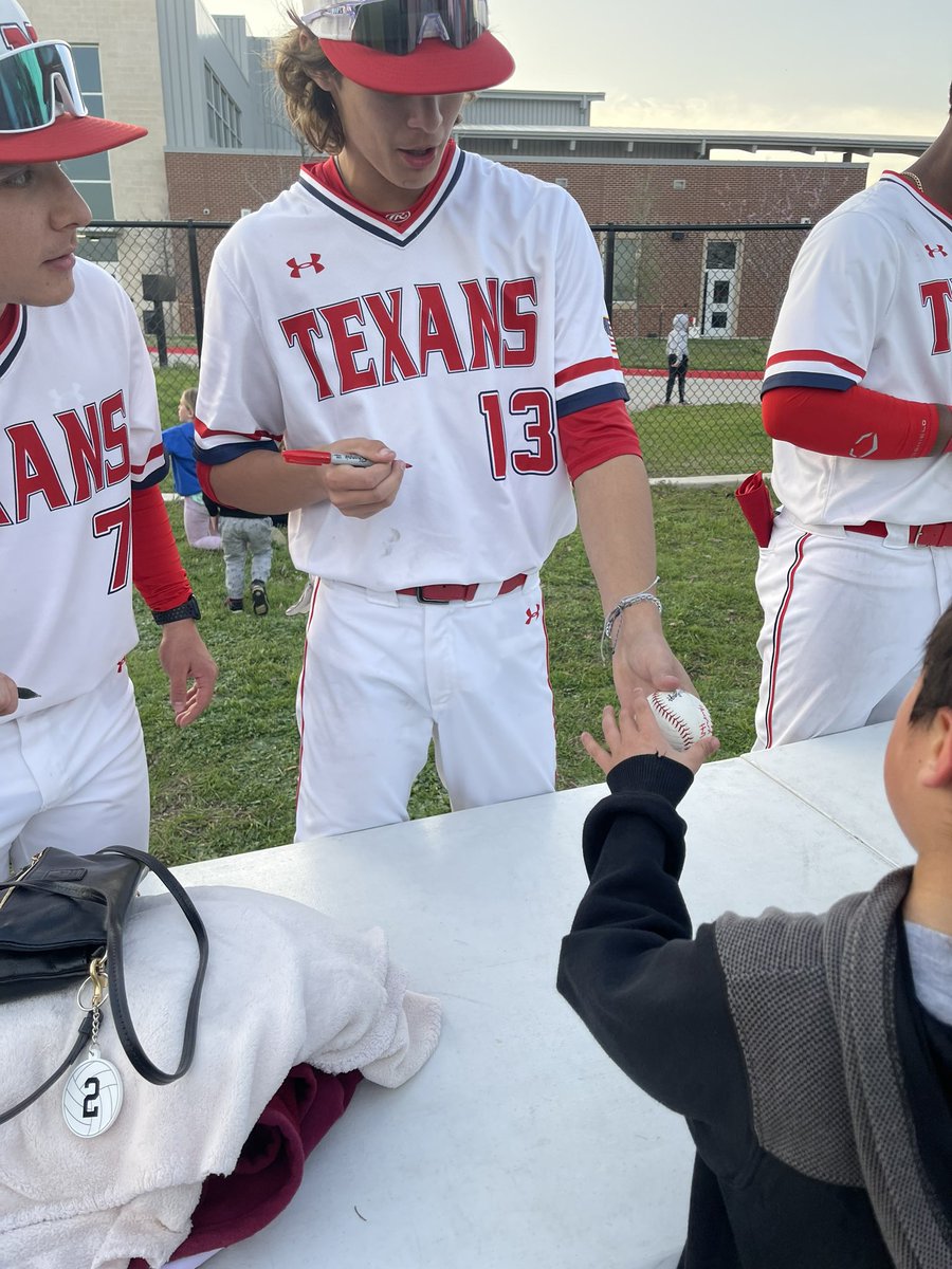 Malinda Hall tweet media