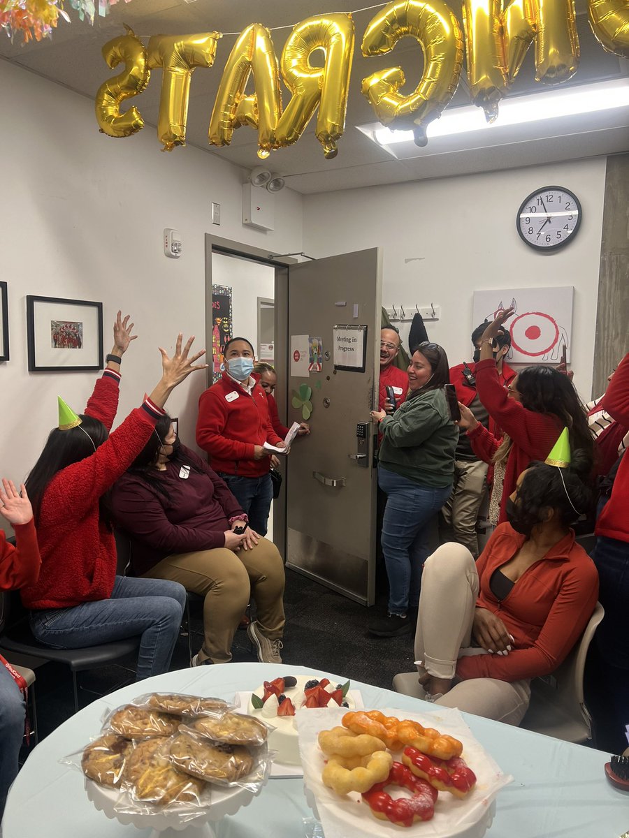 Nina Howland tweet media