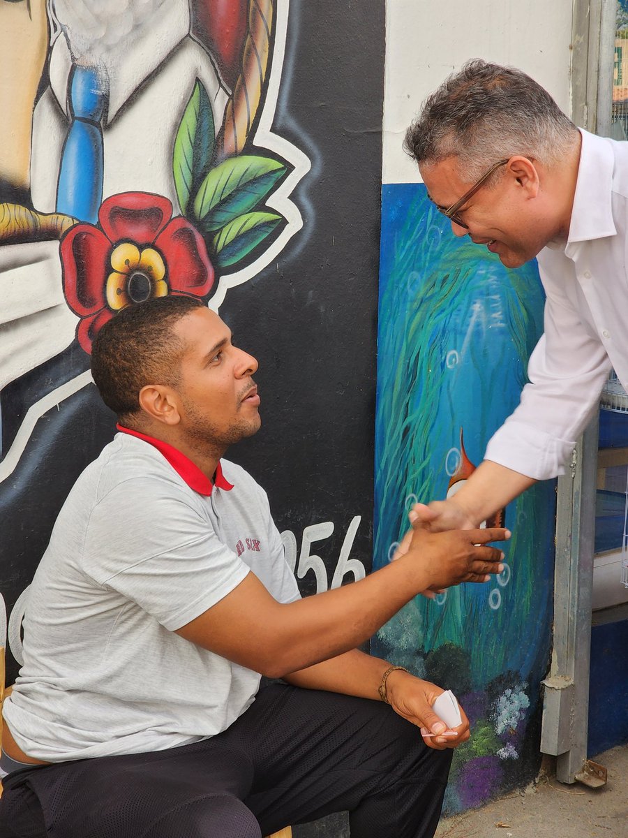 CarlosPenard's tweet photo. Ya estamos recorriendo las calles de los sectores Córbano Norte y Córbano Sur en San Juan, en la #RutaPatriotica con la que saludaremos 5 millones de dominicanos en toda RD y afiliaremos nuevos miembros en @gens_oficial. #CarlosPeñaPresidente #SoloQuedaGenS #HagamosRDgrande https://t.co/OYI2PvMxq6