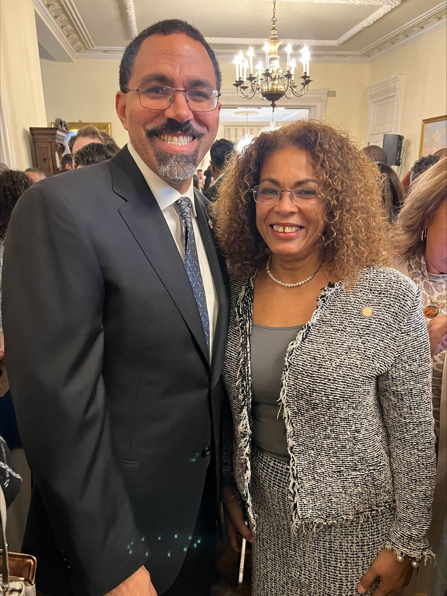 SUNYChancellor's tweet photo. It's officially #SOMOS weekend🎉 Excited to meet with some of New York's most influential commissioners, agency heads, and assemblymembers at today's reception as we prepare to address areas pertinent to Latinos and work to empower diverse New Yorkers. @SOMOSNEWYORK https://t.co/TEML70JHyr