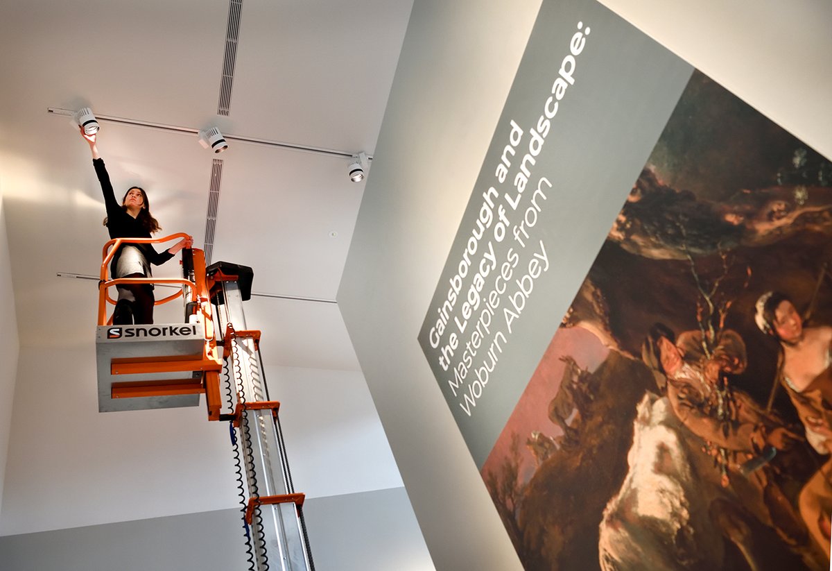 Shining the spotlight on a new #exhibition at #GainsboroughsHouse  -  'Gainsborough and the Legacy of Landscape - Masterpieces from Woburn Abbey' opens <a href="/GH_Sudbury/">Gainsborough's House</a> , #Suffolk on March 11th  gainsborough.org/event/gainsbor…  <a href="/artukdotorg/">Art UK</a>