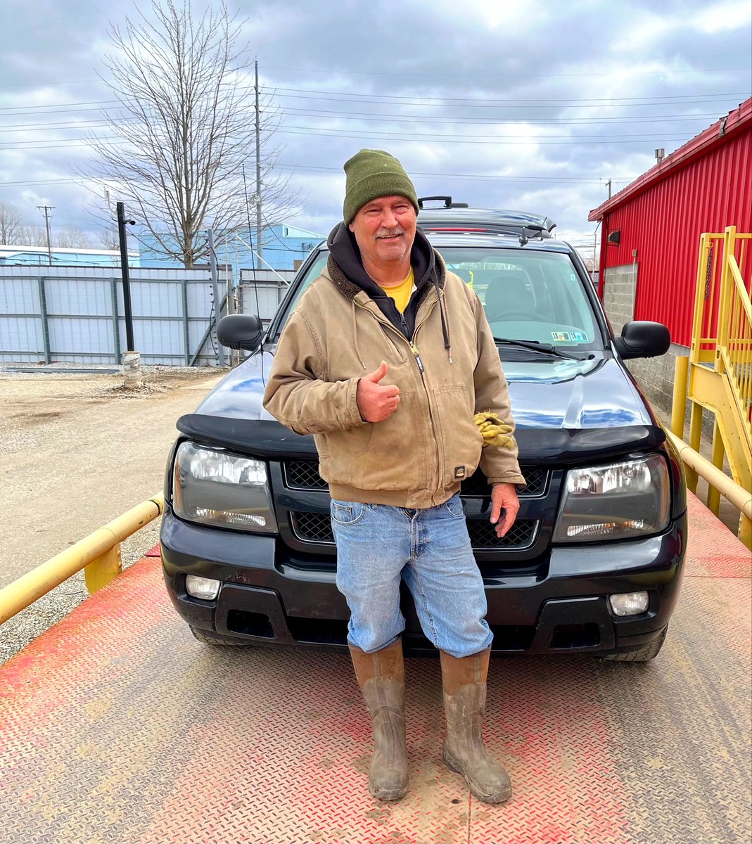 PullAPartAuto's tweet image. Sell your old car to Pull-A-Part and get PAID! 💰 And be as happy as Wilbert here! #pullapart #sellyourcar #cashforcars #getpaid