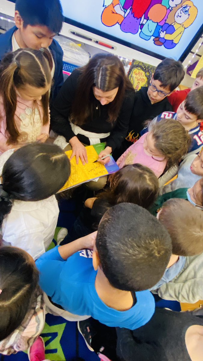 MsLiamzon's tweet photo. Thank you Principal @MargaretMirando for being our #mysteryreader today! What a special treat for just some of your 1100 kids! We really enjoyed learning about how when things aren’t going right, sometimes we have to #goleft! @D8Connect @ps_ms71 @MarcCola3 @peterhreynolds https://t.co/OBesJihoDj