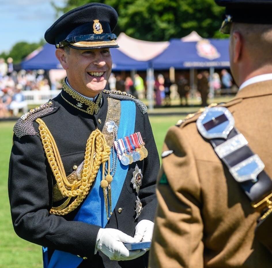 Happy Birthday from the RGHYA to our Royal Honorary Colonel and many congratulations on his new appointment as HRH The Duke of Edinburgh #wessexyeomanry #earlofwessex #royalfamily #DukeofEdinburgh #DukeandDuchessofEdinburgh #armyreserve #DofE