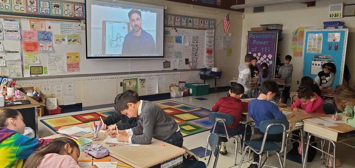 LisaRocheLDS's tweet image. Our final day of The Wild Robot was so exciting meeting author Peter Brown! We loved learning about the writing process and following his directed drawing! 

@DonovanSchool @ldswildrobot #DonovanStrong #fts4rkids