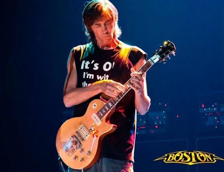 Happy Bday Tom Scholz guitarrista y tecladista de la banda Boston  