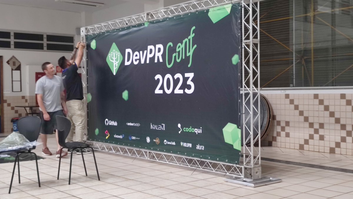 fta_thiago's tweet photo. Tá acontecendo, galera! É amanhã!!! Muito legal ter empresas como @ambevtech @jetbrains @AluraOnline @Vivaweb @codaquidev @holopin_ @Handtalk_EN @agencialiveseo #intalenti @db1group e @GitHubBrasil patrocinando um evento da comunidade para a comunidade!!! @devparana https://t.co/L4UOU7fhfg