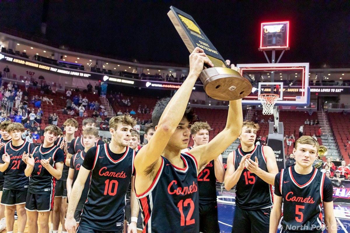 Congratulations on our basketball teams this winter
46-9 overall record 
Girls state runner up
Boys semi finalist and first appearance in over 20 years
What a time to be a Comet❤️