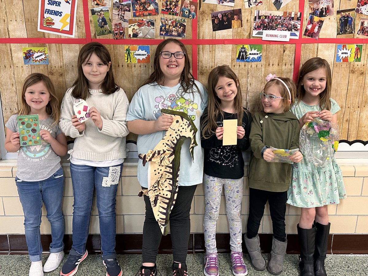 These KIDS are so happy to be chosen for our PBIS Weekly winners! 🖤❤️