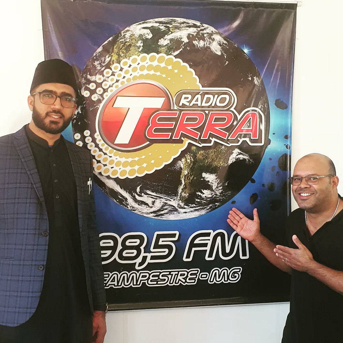IhtshamMoman's tweet photo. An interview about Islam was given to the Radio Terra, which reaches around 100,000 listeners every day. https://t.co/1J4B8Bucrp