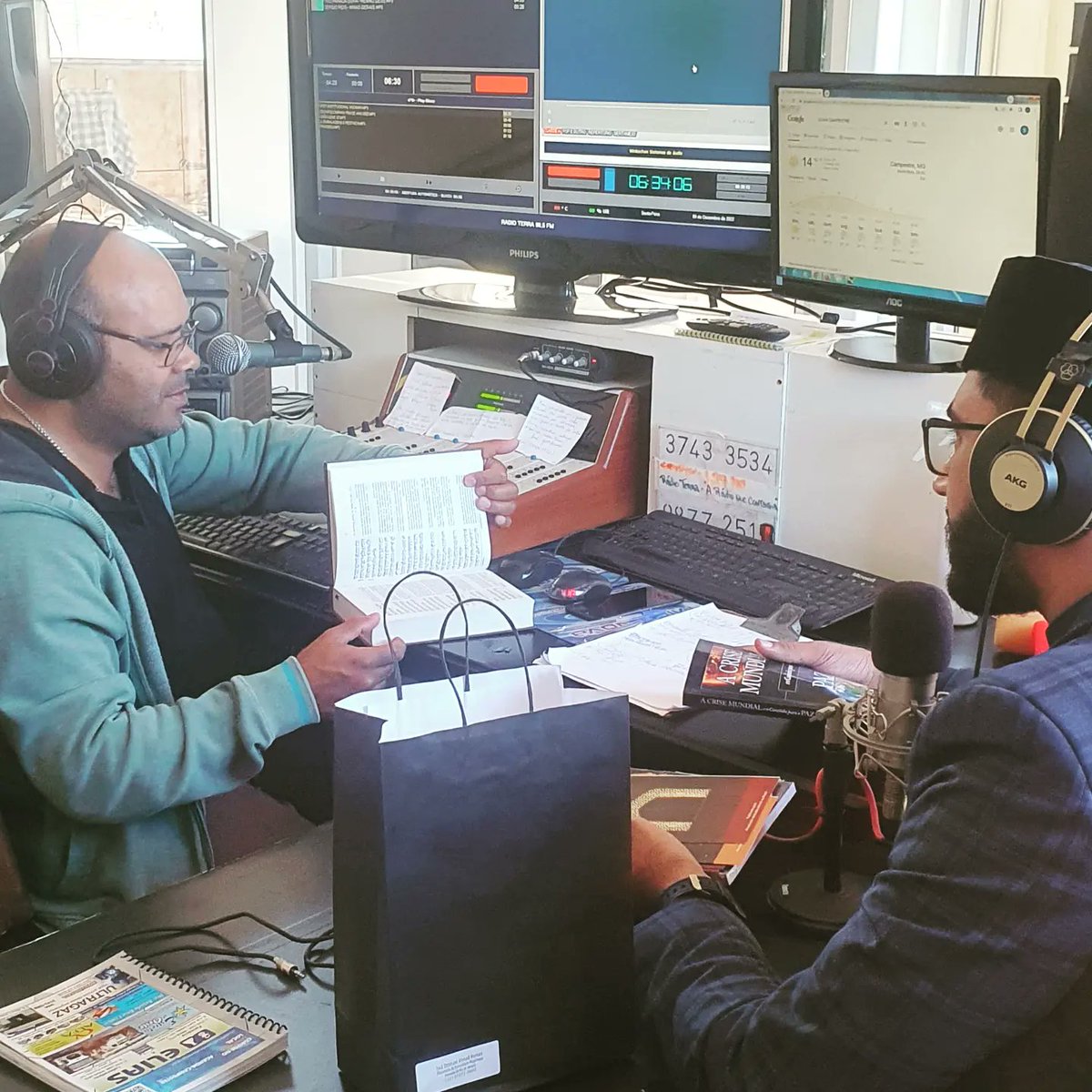 IhtshamMoman's tweet photo. An interview about Islam was given to the Radio Terra, which reaches around 100,000 listeners every day. https://t.co/1J4B8Bucrp