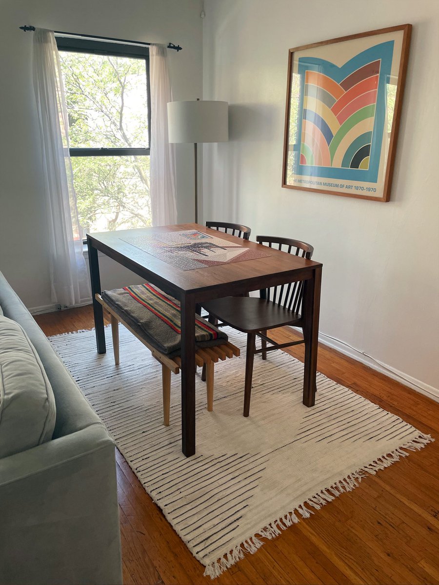 thisjenlewis's tweet photo. I made a puzzle of the table where I did all my puzzles https://t.co/cp6rYr6UuP