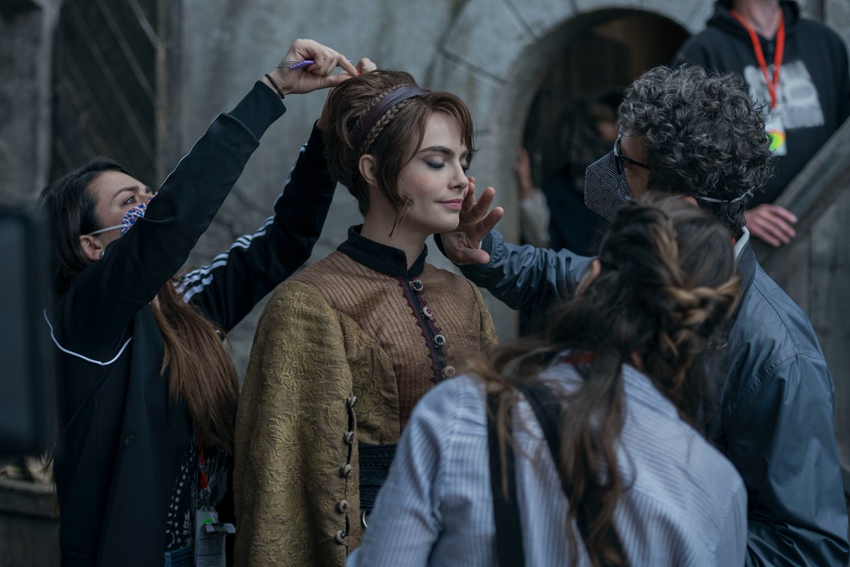 Carnival Row tweet media