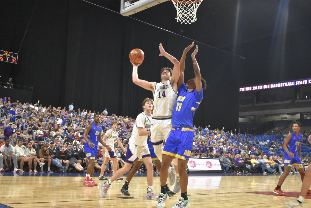 🥉 Congratulations to the <a href="/Boernehs/">Boerne High School</a> Boys Basketball Team for earning the 2023 UIL Class 4A State Bronze Medal.
 
The Greyhounds fell to Booker T. Washington in the State Semifinals 75-69 to earn their 3rd straight State Bronze Medal.
 
Boerne finishes with a 32-6 record. 🏀