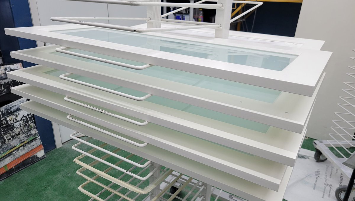 paintingbyexcel's tweet image. Labour of love... ❤️ #sprayed #CityofPG #benjaminmoore #thatshowweroll