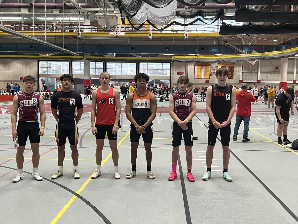 Your 400 2A champion at the IATC indoor meet <a href="/JackKling2/">Jack Kling</a> #iowastate