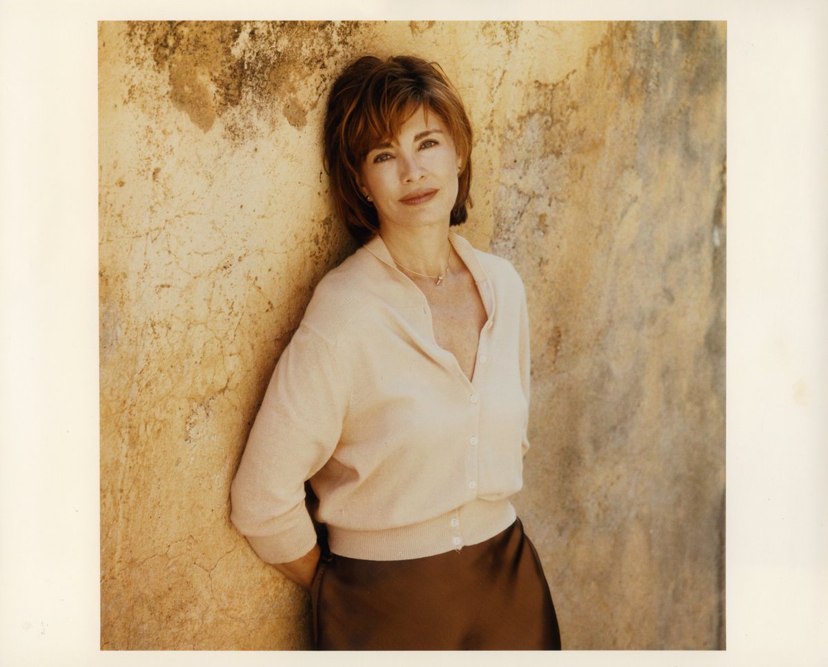 Anne Archer tweet media