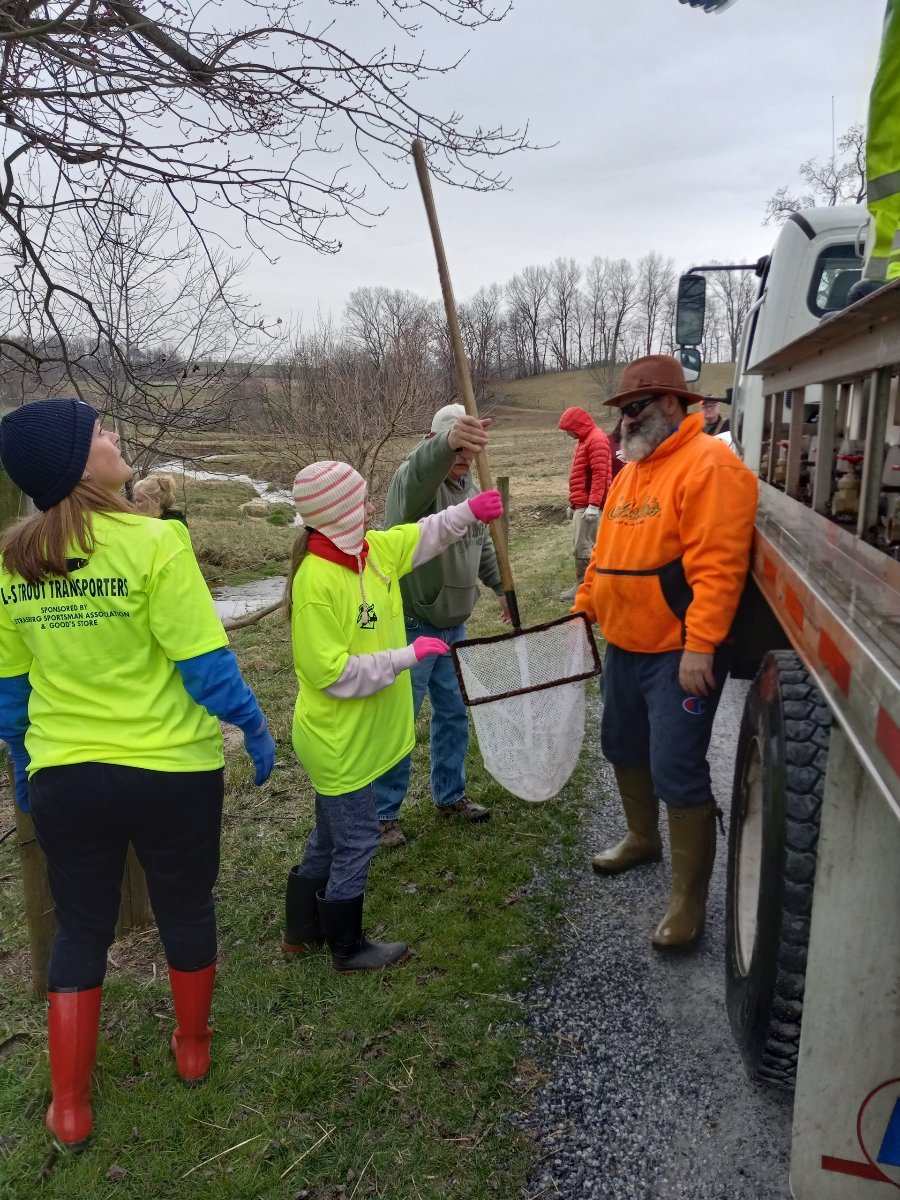 KimIngram22's tweet image. How was your Friday?? #trouttransporters @lshspioneers @LSPioneers killed it stocking #trout with the @pafishandboat today!!! #lifeskills #community #lovewhereyoulive #lovewhereyouwork