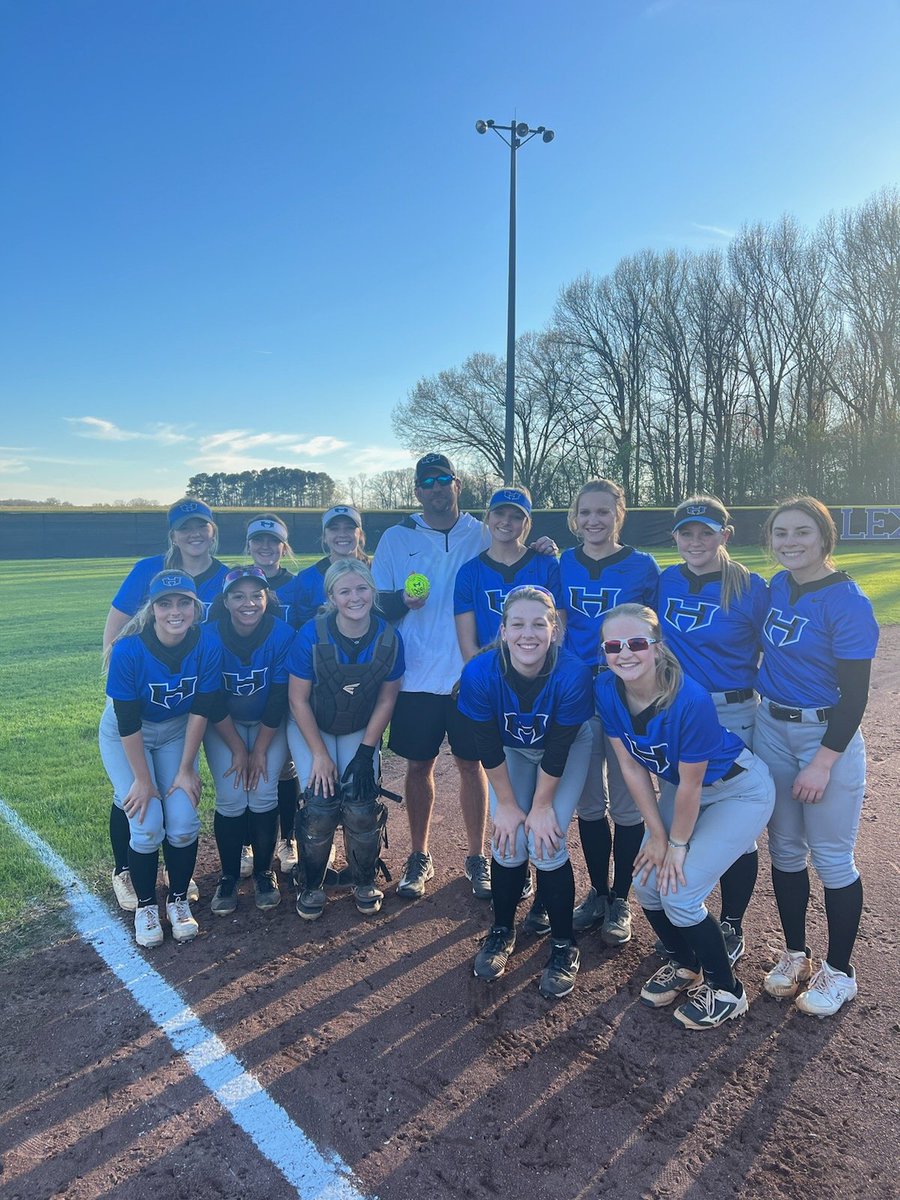 Hatton Softball (@hatton_softball) on Twitter photo 