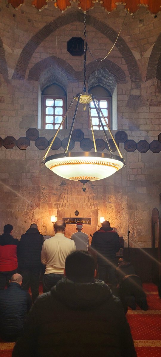 buro's tweet image. اللهم صل وسلم على نبينا محمد وعلى آله وصحبه وسلم