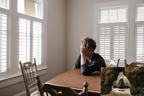 SeaGatePsych's tweet image. Am I Sad or Depressed? | seagateps.com/am-i-sad-or-de…