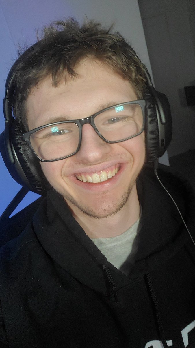 Live Now 🔴

SUPRISE STREAM World Record Attempt???

Stardew Elliott Marriage % 

twitch.tv/EthanM0112

#speedrun #StardewValley