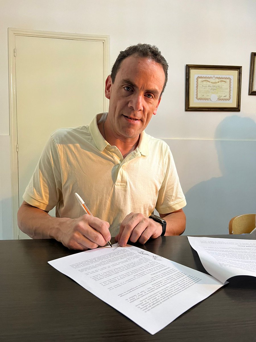 Hoy firmamos el Lema Cambia San Luis.
Libres del sur está siempre presente en la construcción de una alternativa de gobierno.
Le ponemos el cuerpo para enfrentar la hegemonía de R. Saá y que el San Luis que viene sea más justo con los sectores populares.