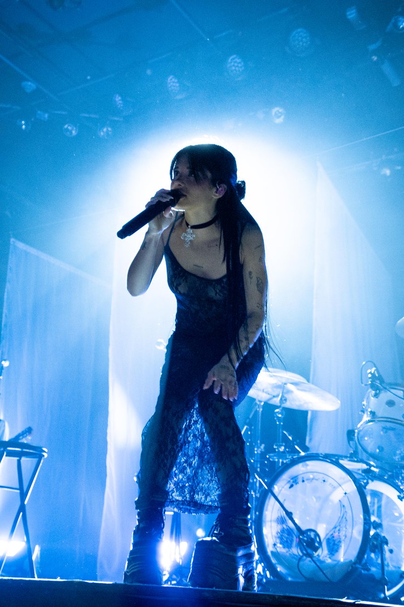 IrvingPlaza's tweet photo. Two nights of @nessabarrett and we’re starting to think this song is about us 🖤

📸: Chloe Dugourd https://t.co/fwzM3Zc0n7