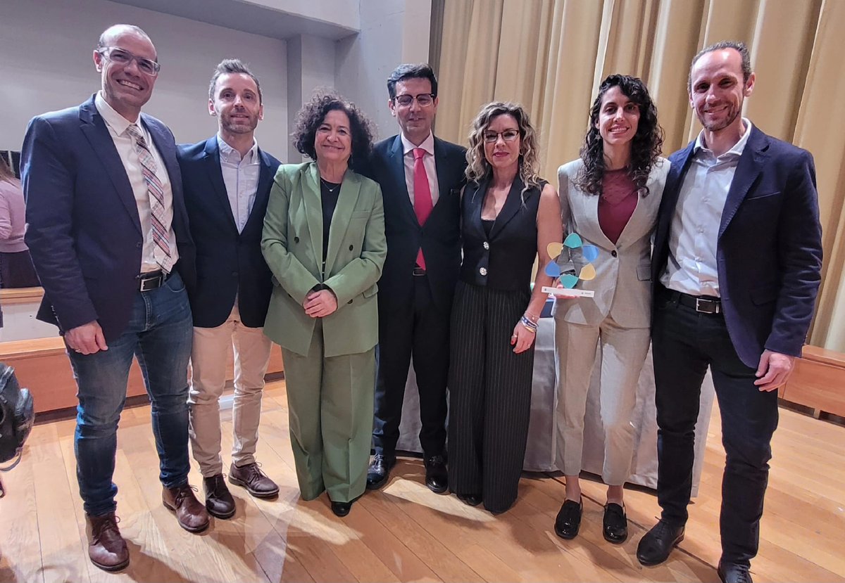 Galardón Granada Ciudad de la Ciencia y la Innovación a Jóvenes Investigadores, otorgado a Cristina Cadenas, Profesora del Departamento de Educación Física y Deportiva de la UGR. Enhorabuena!!!