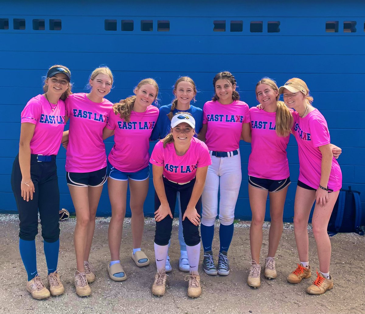 Supportive team and girls! One highlighted but all represented for <a href="/elhs_softball/">🥎 ELHS Softball 🥎</a> Tune into <a href="/SpecSports360/">Spectrum Sports 360</a> tonight at 10:30pm and tomorrow for the news 👀🫣<a href="/Christensen2024/">Kayla Christensen</a> <a href="/MustangsRay/">Tampa Mustangs Ray</a>