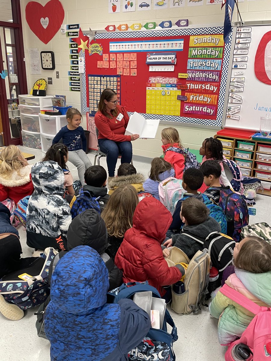 jmitkows1's tweet photo. We LOVE our Thursday Mystery Readers!!! #LRelem https://t.co/t2X8sEdWQM