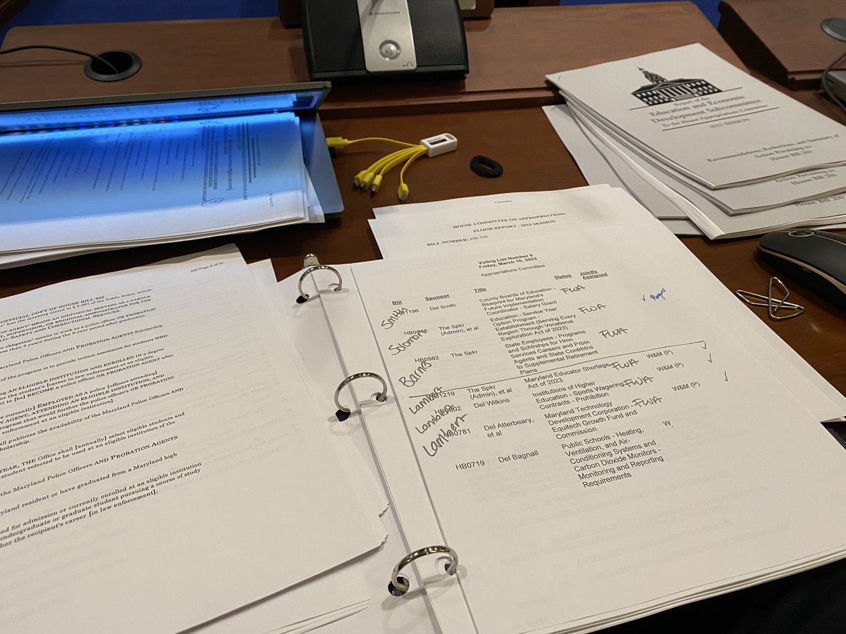 jaredssolomon's tweet image. Behind the scenes look at a Friday evening voting session in Appropriations. We moved some major pieces of legislation &amp;amp; are in the process of moving the budget! You can watch online at mgaleg.maryland.gov/mgawebsite/Mee… #working4md
